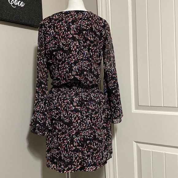 White House Black Market Scattered Print Boho Dress Bell Sleeve Sz 2 - Picture 10 of 13